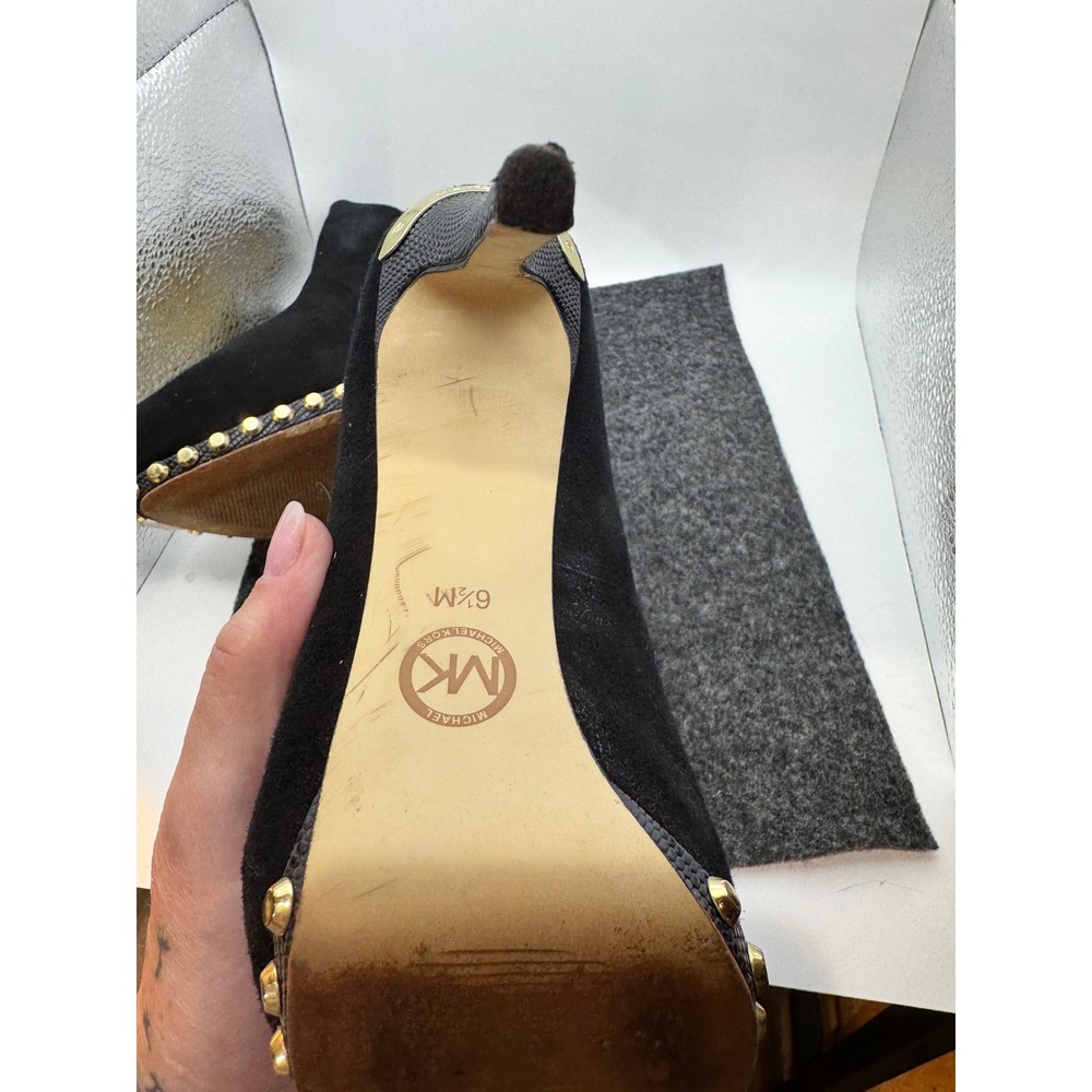 Michael Kors Ailee Studded Suede Platform Pumps size 6.5 - Picture 12 of 15